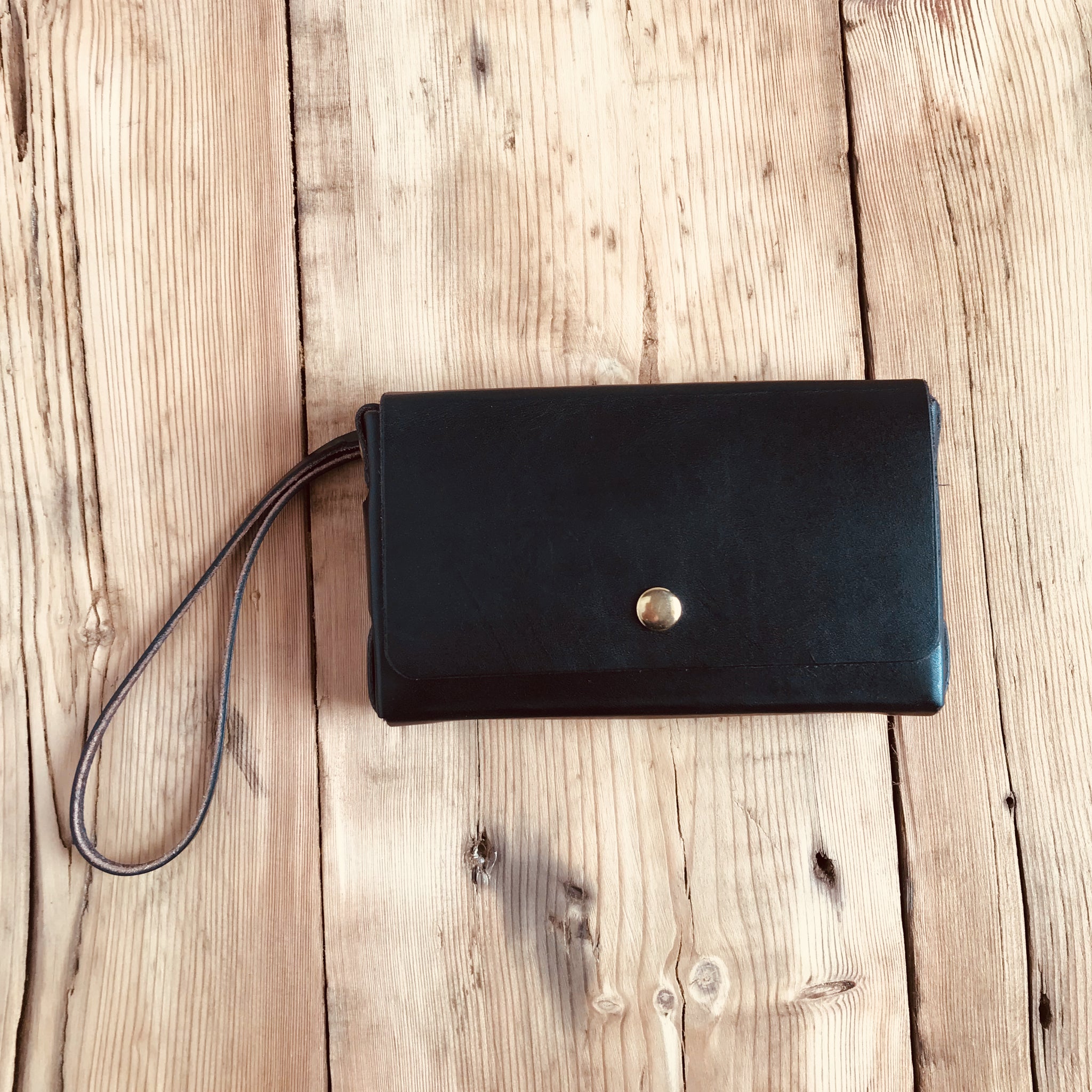 No.8 Black Leather Box Wallet
